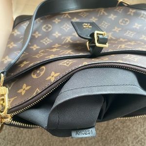 ODEON MM Crossbody bag